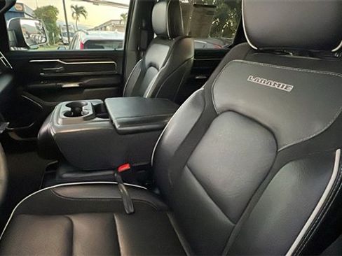 Used 2025 RAM 1500 Laramie image 15