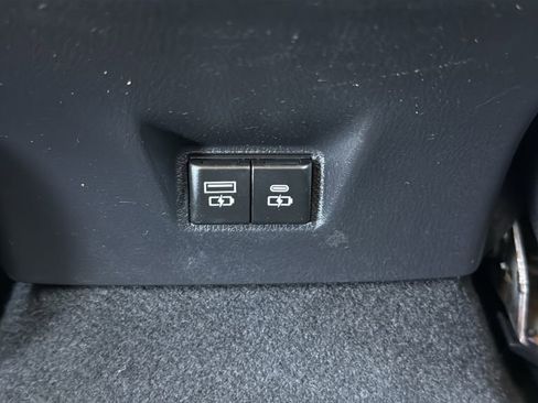 Used 2025 Toyota Camry LE FWD image 17