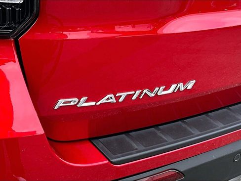 New 2026 Ford Explorer Platinum image 12