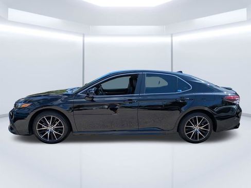 Used 2023 Toyota Camry SE w/ Convenience Package FWD image 7