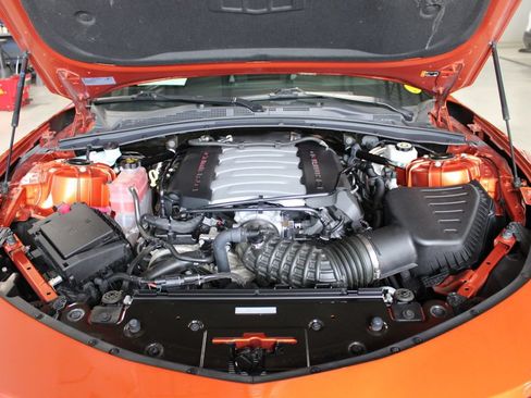 Used 2022 Chevrolet Camaro SS RWD image 9