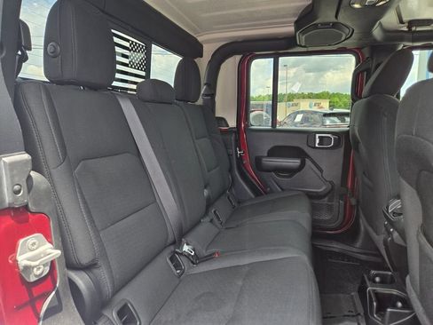 Used 2021 Jeep Gladiator Sport AWD/4WD image 21
