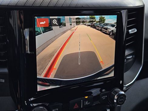 New 2026 RAM 1500 Express AWD/4WD image 18