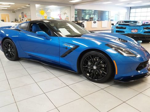 Used 2016 Chevrolet Corvette Stingray Coupe w/ Battery Protection Package RWD image 14