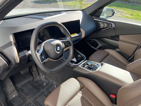 Used 2025 BMW X3 xDrive30i w/ M Sport Package image 7