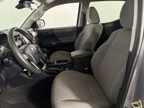 Used 2019 Toyota Tacoma SR AWD/4WD image 20