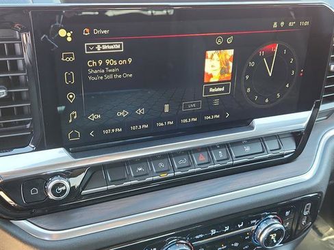 Used 2023 GMC Sierra 1500 SLT w/ SLT Premium Package image 18