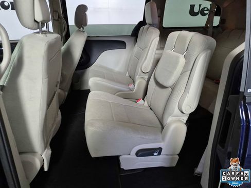 Used 2014 Dodge Grand Caravan SXT FWD image 23