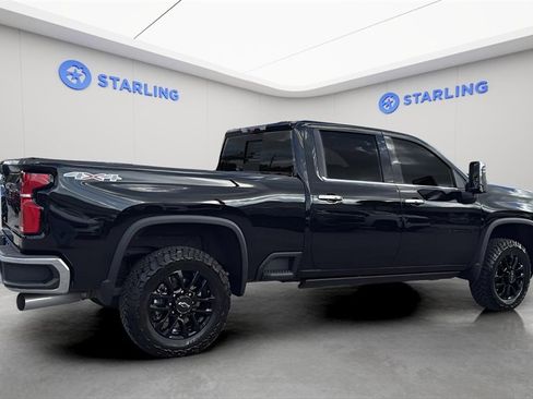 Used 2025 Chevrolet Silverado 2500 LTZ w/ LTZ Premium Package image 23