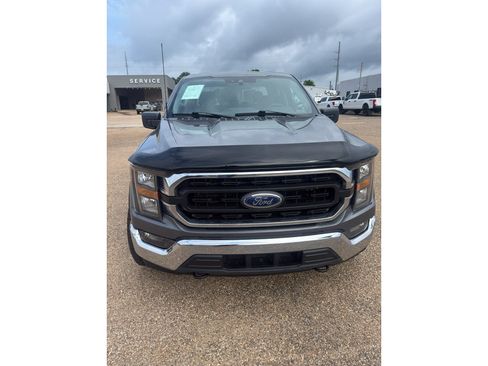 Used 2023 Ford F150 XLT w/ Trailer Tow Package AWD/4WD image 8
