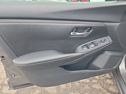 Used 2023 Nissan Sentra SV image 15