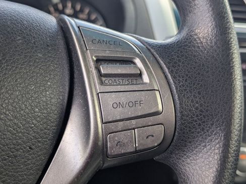 Used 2015 Nissan Altima 2.5 S w/ Power Driver Seat Package FWD image 17