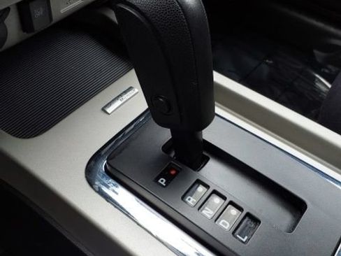Used 2012 Ford Escape XLT FWD image 18