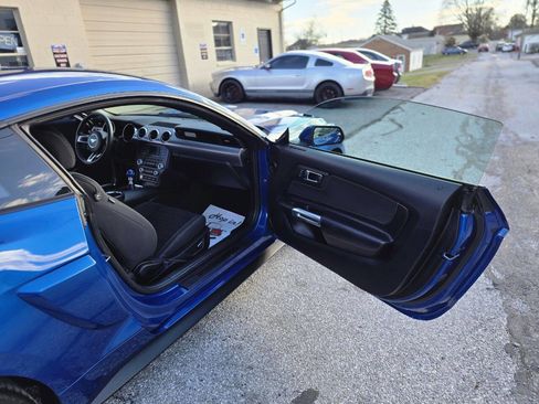 Used 2017 Ford Mustang GT image 18