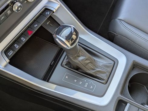 Used 2025 Audi Q3 2.0T Premium image 15