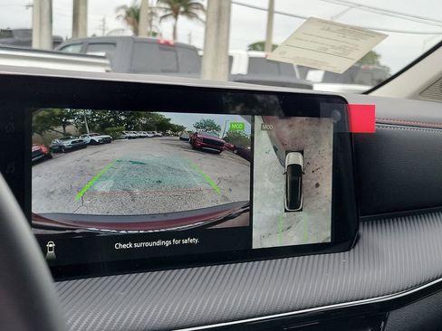 New 2026 Nissan Kicks SR FWD image 29