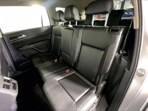 Used 2018 Volkswagen Atlas SE AWD/4WD image 34