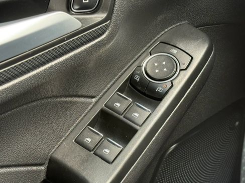 Used 2025 Ford Escape ST-Line Select AWD/4WD image 37