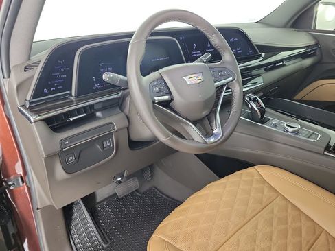 Used 2023 Cadillac Escalade Premium Luxury w/ LPO, Radiant Package RWD image 19