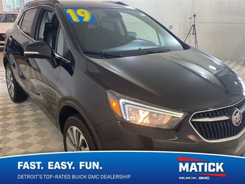Used 2019 Buick Encore Preferred AWD/4WD image 1