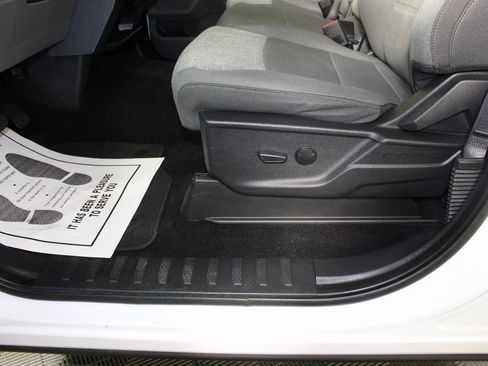 Certified 2023 Ford F150 XLT image 9