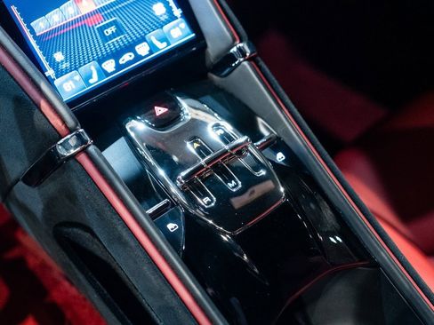 Certified 2022 Ferrari Roma image 34