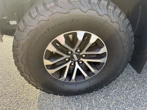 Used 2019 Ford F150 Raptor w/ Equipment Group 802A Luxury image 8