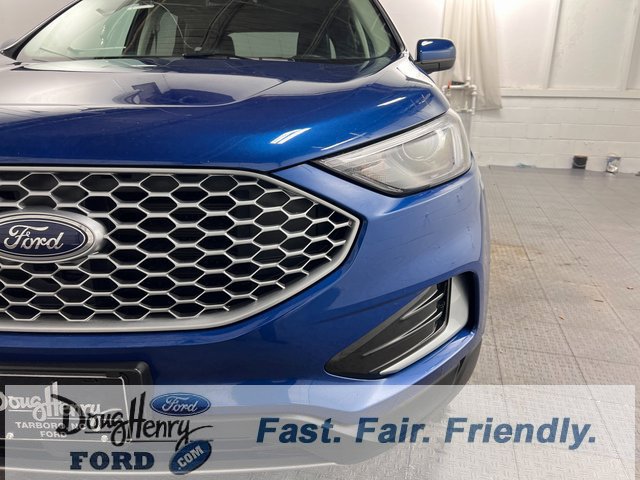Used 2024 Ford Edge SEL AWD/4WD image 11