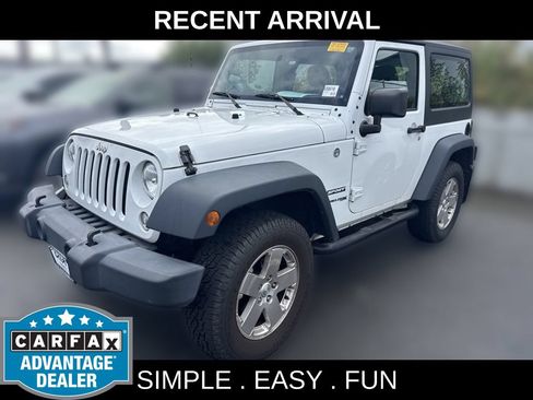Used 2018 Jeep Wrangler Sport w/ Connectivity Group AWD/4WD image 1