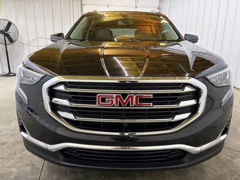 Used 2020 GMC Terrain SLT w/ Preferred Package image 2