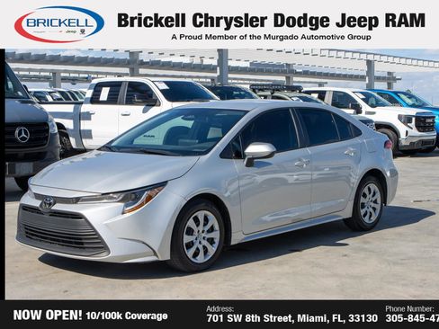 Used 2023 Toyota Corolla LE image 1