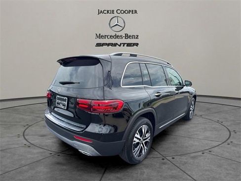 New 2025 Mercedes-Benz GLB 250 image 5