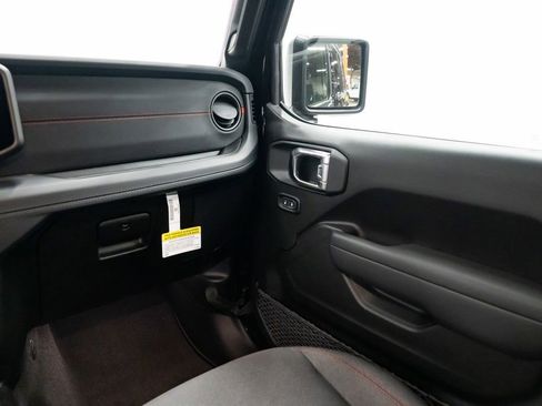 New 2026 Jeep Wrangler Unlimited Rubicon image 10