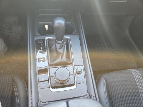 Used 2024 MAZDA CX-50 AWD 2.5 S w/ Premium Package image 17