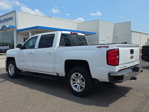 Used 2018 Chevrolet Silverado 1500 LT w/ All Star Edition AWD/4WD image 5
