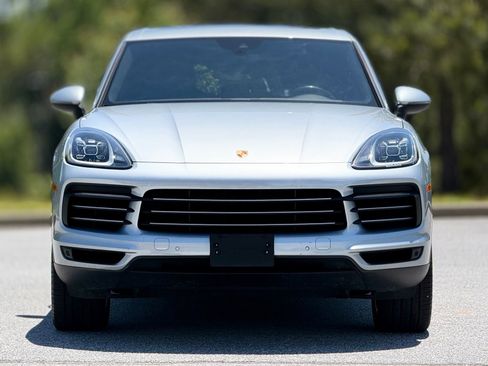 Used 2020 Porsche Cayenne AWD/4WD image 3