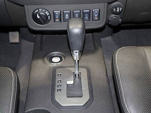 Used 2021 Nissan Frontier PRO-4X w/ Pro-4x Utility Package image 35