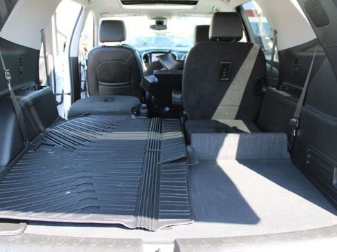 Used 2020 Chevrolet Traverse Premier w/ Redline Edition image 39