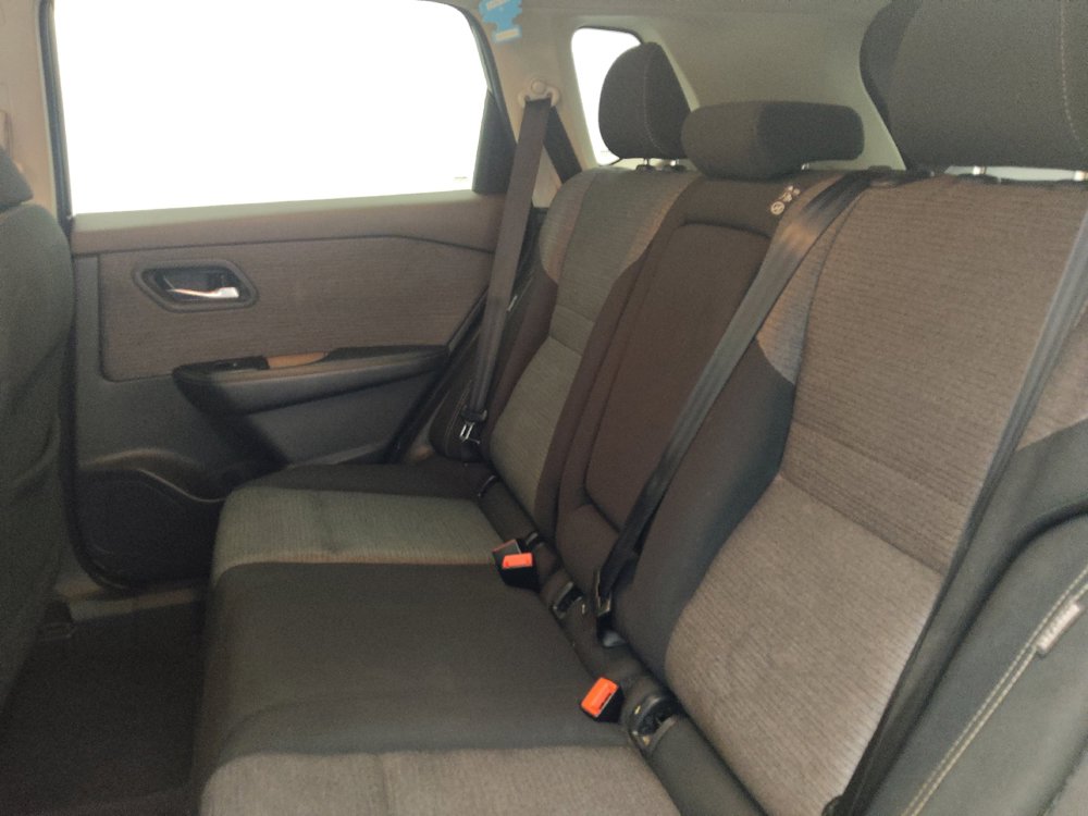 Used 2021 Nissan Rogue SV AWD/4WD image 18