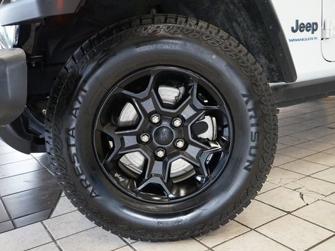 Used 2023 Jeep Wrangler Unlimited w/ Cold Weather Group AWD/4WD image 54