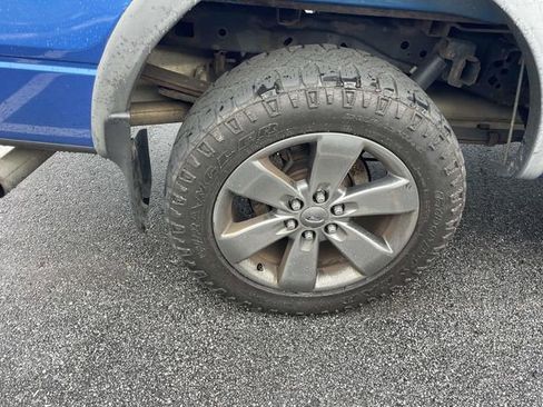 Used 2014 Ford F150 FX4 w/ Equipment Group 402A Luxury AWD/4WD image 8
