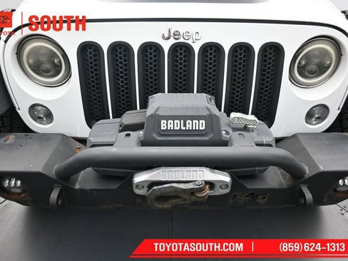 Used 2017 Jeep Wrangler Unlimited Sport w/ Quick Order Package 24S AWD/4WD image 31