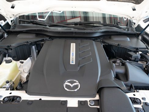 Used 2024 MAZDA CX-90 Plug-In Hybrid w/ Preferred AWD/4WD image 32