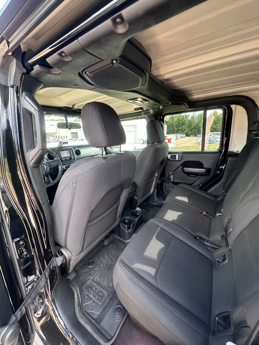 Used 2021 Jeep Gladiator Sport AWD/4WD image 17