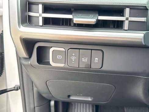 New 2026 Hyundai Santa Fe SEL FWD image 25