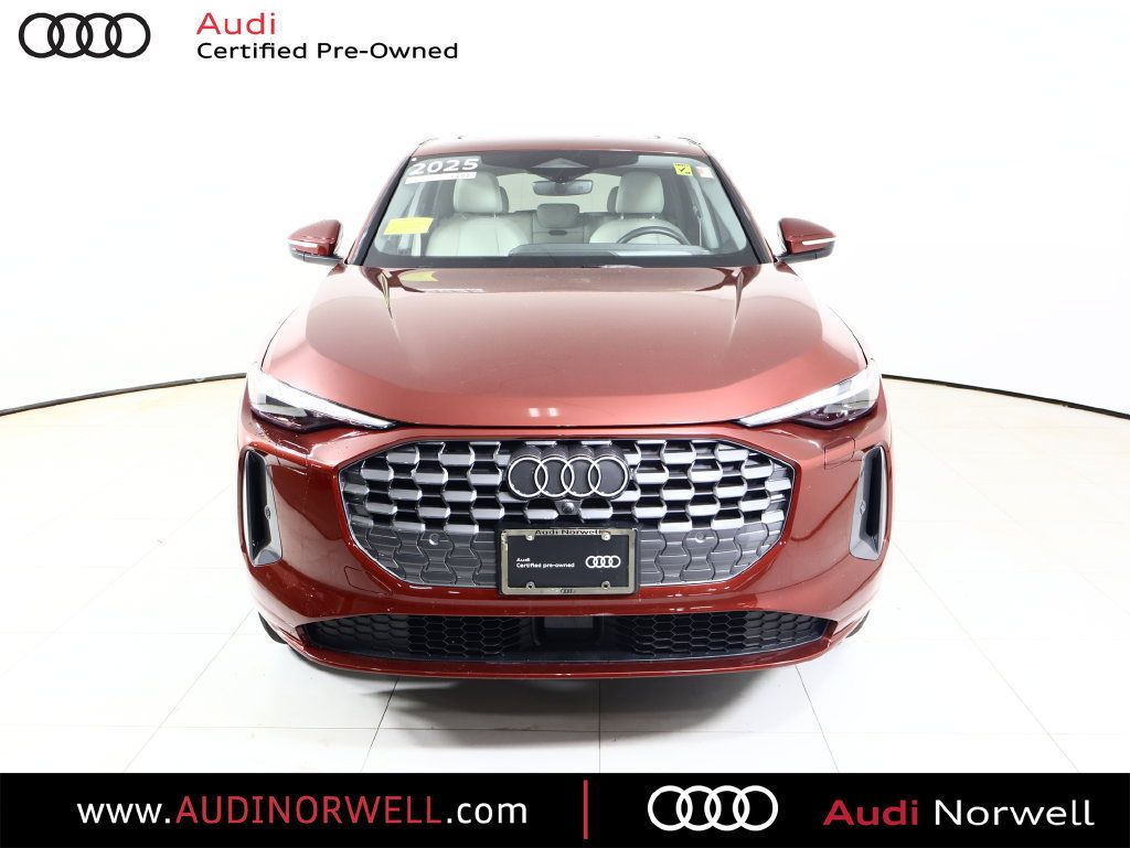Certified 2025 Audi Q5 Premium AWD/4WD image 10
