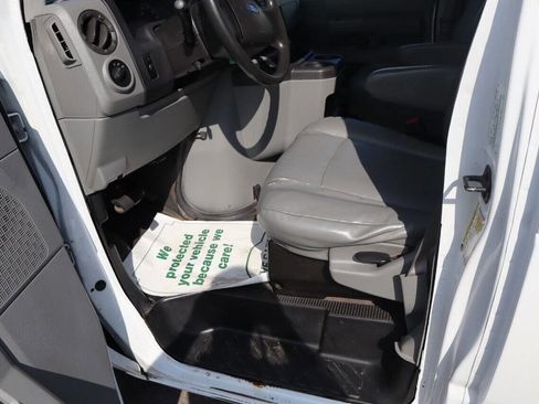Used 2011 Ford E-250 and Econoline 250 w/ PWR Group image 8