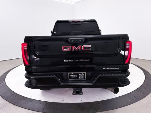 Used 2025 GMC Sierra 3500 Denali w/ Denali Reserve Package AWD/4WD image 19