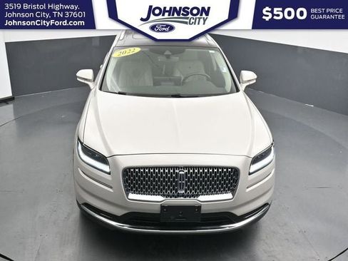Used 2022 Lincoln Nautilus Reserve AWD/4WD image 24
