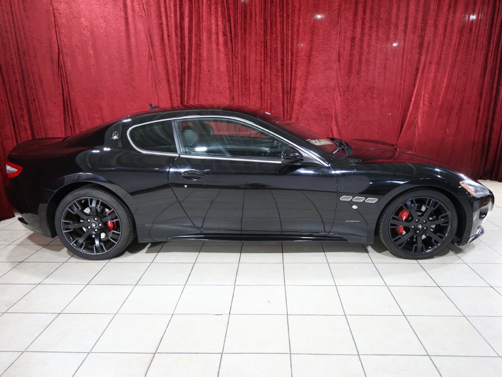 Used 2012 Maserati GranTurismo S RWD image 8